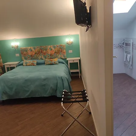Bed and Breakfast Ca De Rossana 3*